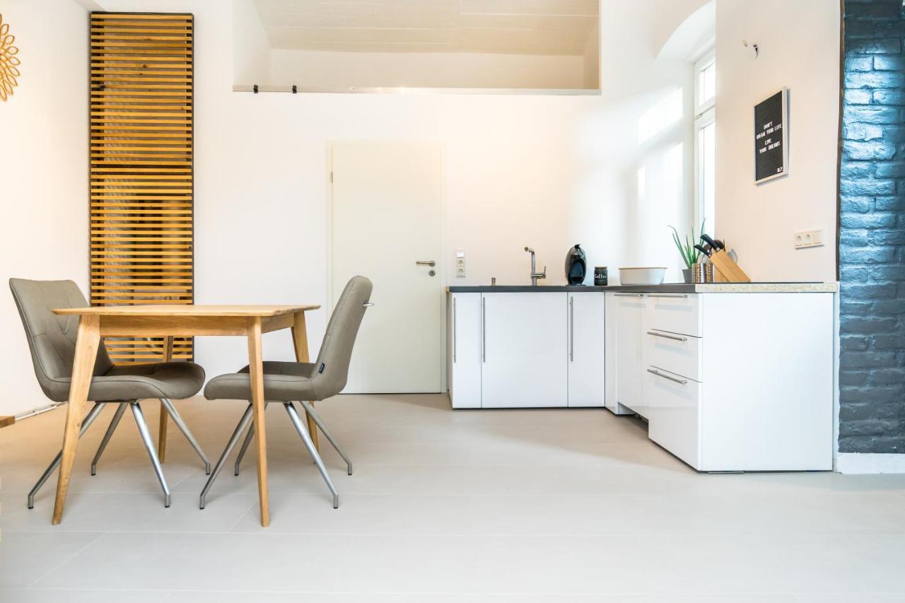 Homebydoni - Kueche I Terrasse I 500 Mbits Wifi I Design Loft Nahe Rmcc & Staatstheater Wiesbaden Ngoại thất bức ảnh
