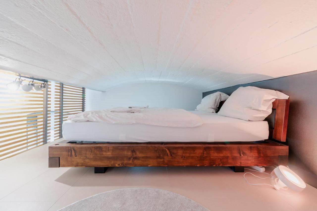 Homebydoni - Kueche I Terrasse I 500 Mbits Wifi I Design Loft Nahe Rmcc & Staatstheater Wiesbaden Ngoại thất bức ảnh